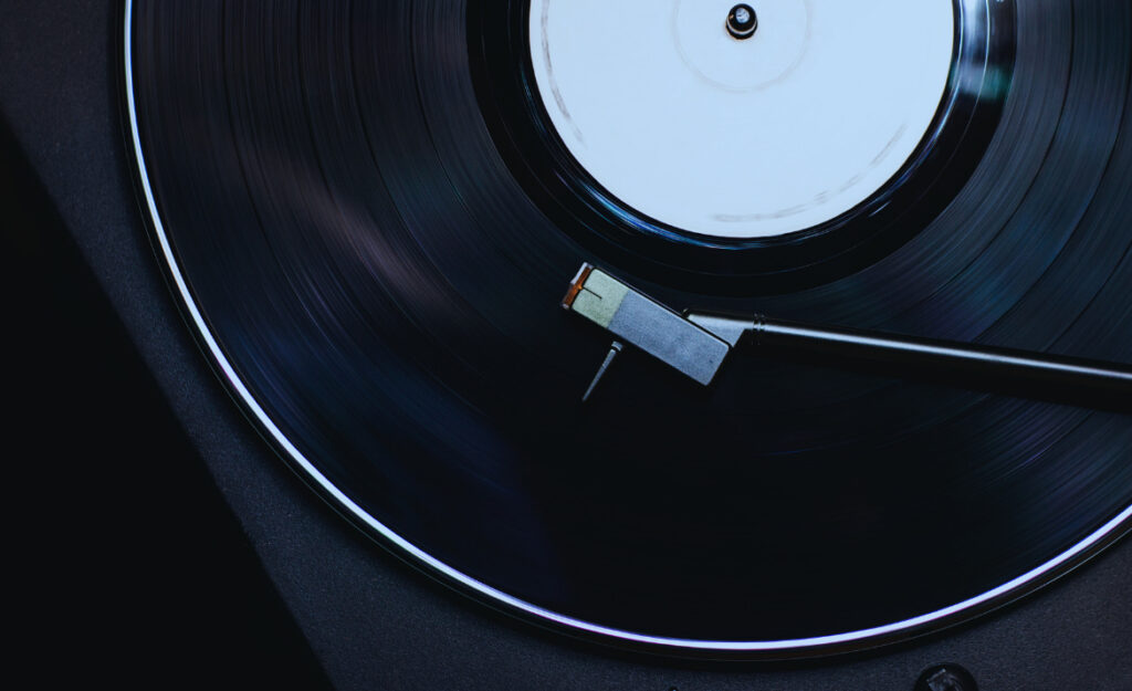 vintage record cleaning