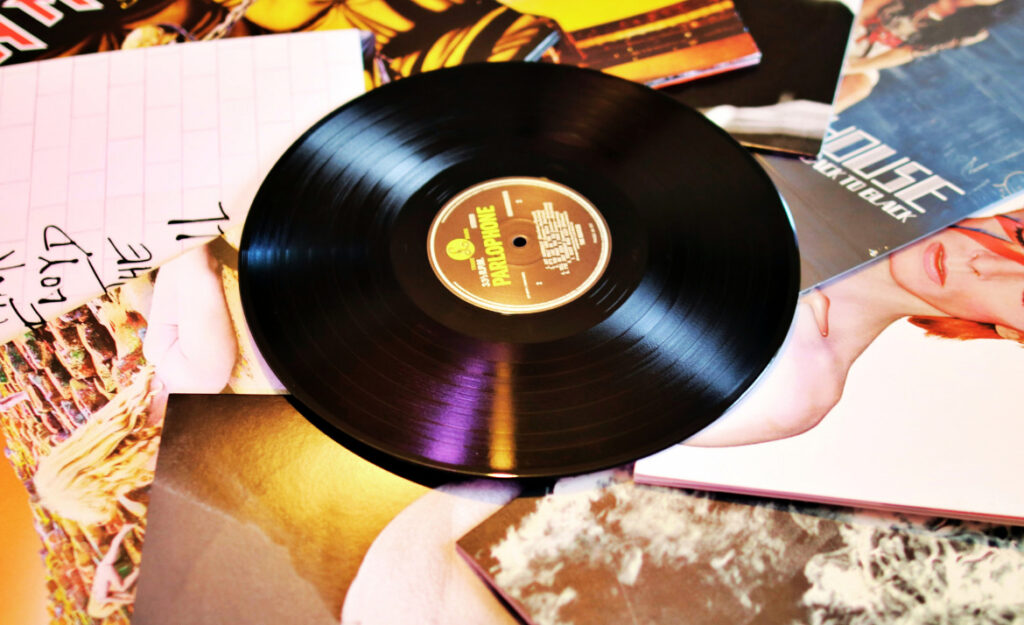 record collecting youth